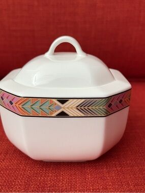 Heinrich Villeroy & Boch Cheyenne Covered Sugar Bowl Bone China Germany
